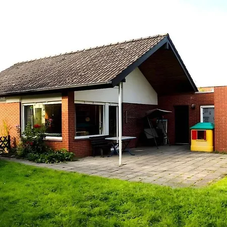 Holiday home North Sea With Terrace Schillig